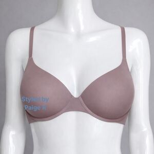 💕NWT SKIMS Fits Everybody Lightly lined Underwire T-shirt Bra UMBER 42C